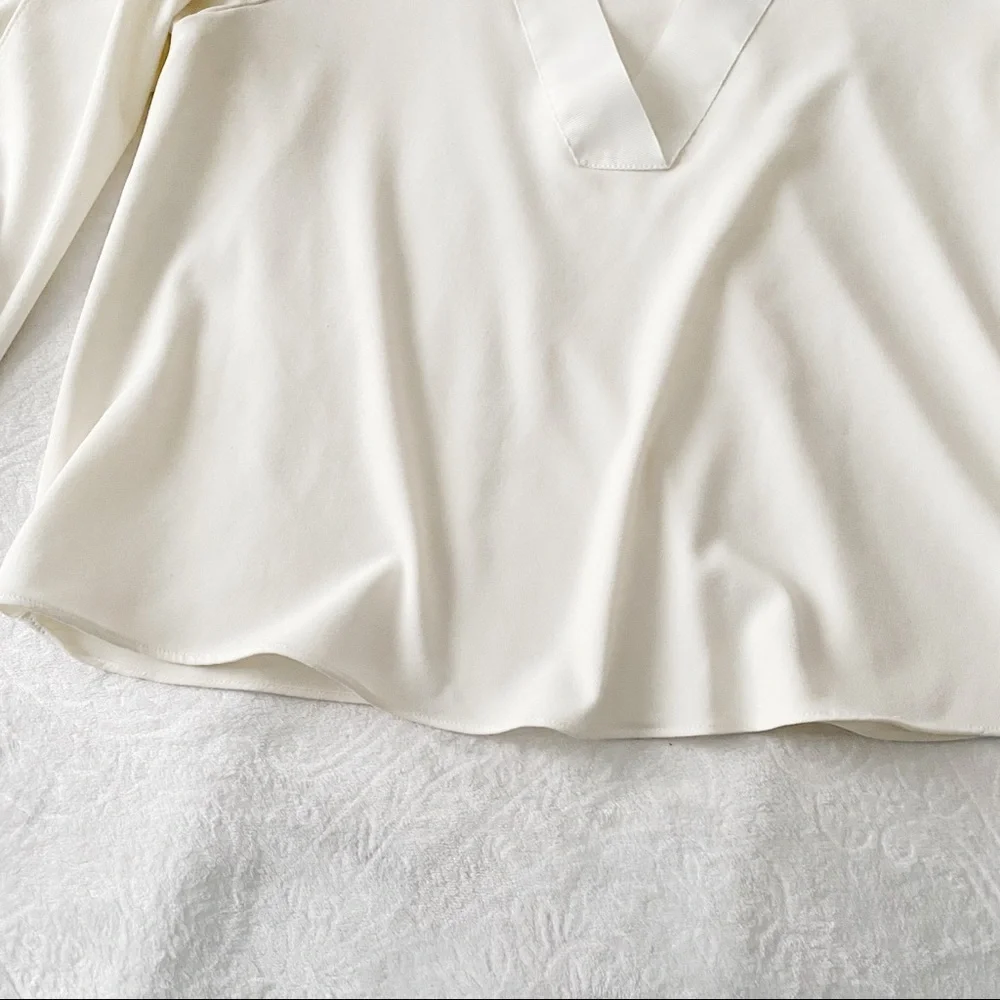 Zara Off White Tied Bell Sleeve V Neck Top - Picture 9 of 11